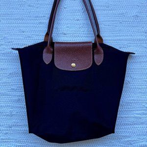 Longchamp Medium Le Pliage Nylon Shoulder Tote Bag in Black